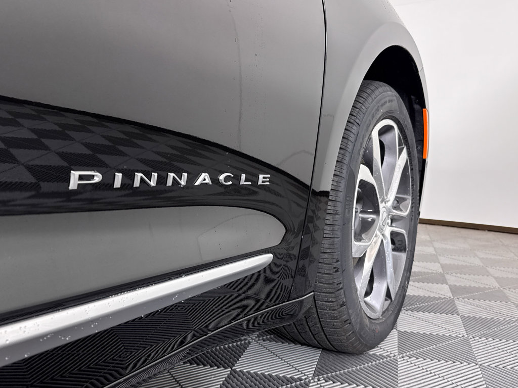 New 2026 Chrysler Pacifica Pinnacle image 17