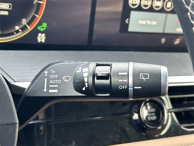 Certified 2025 INFINITI QX80 Sensory image 35