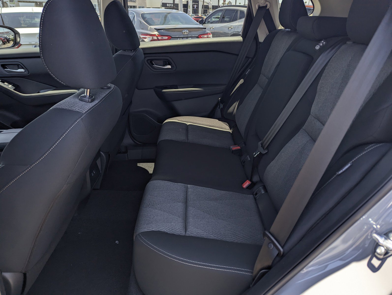 New 2026 Nissan Rogue SV FWD image 8