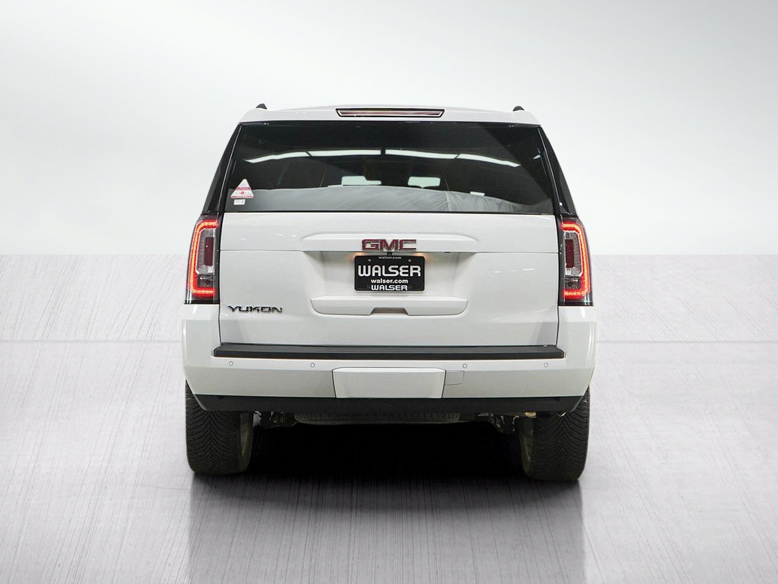 Used 2018 GMC Yukon SLT w/ Open Road Package AWD/4WD image 4