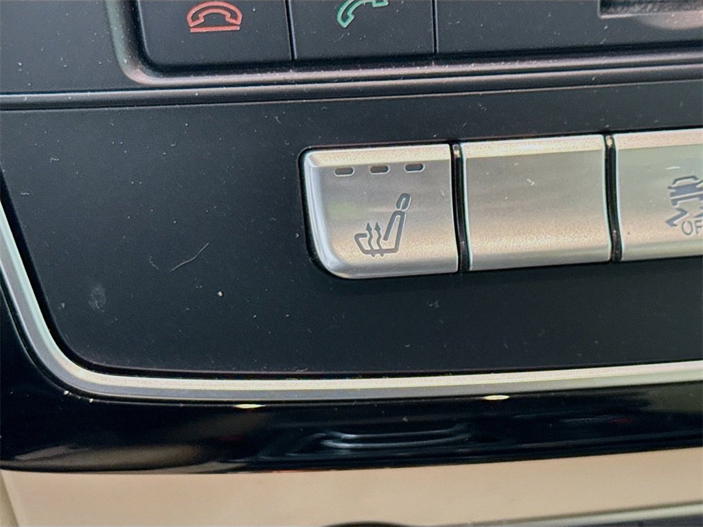 Used 2018 Mercedes-Benz GLS 450 4MATIC image 21