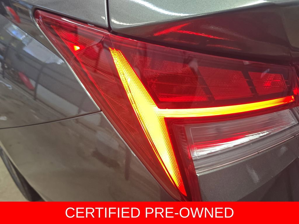 Certified 2025 Hyundai Elantra SEL w/ Cargo Package FWD image 35
