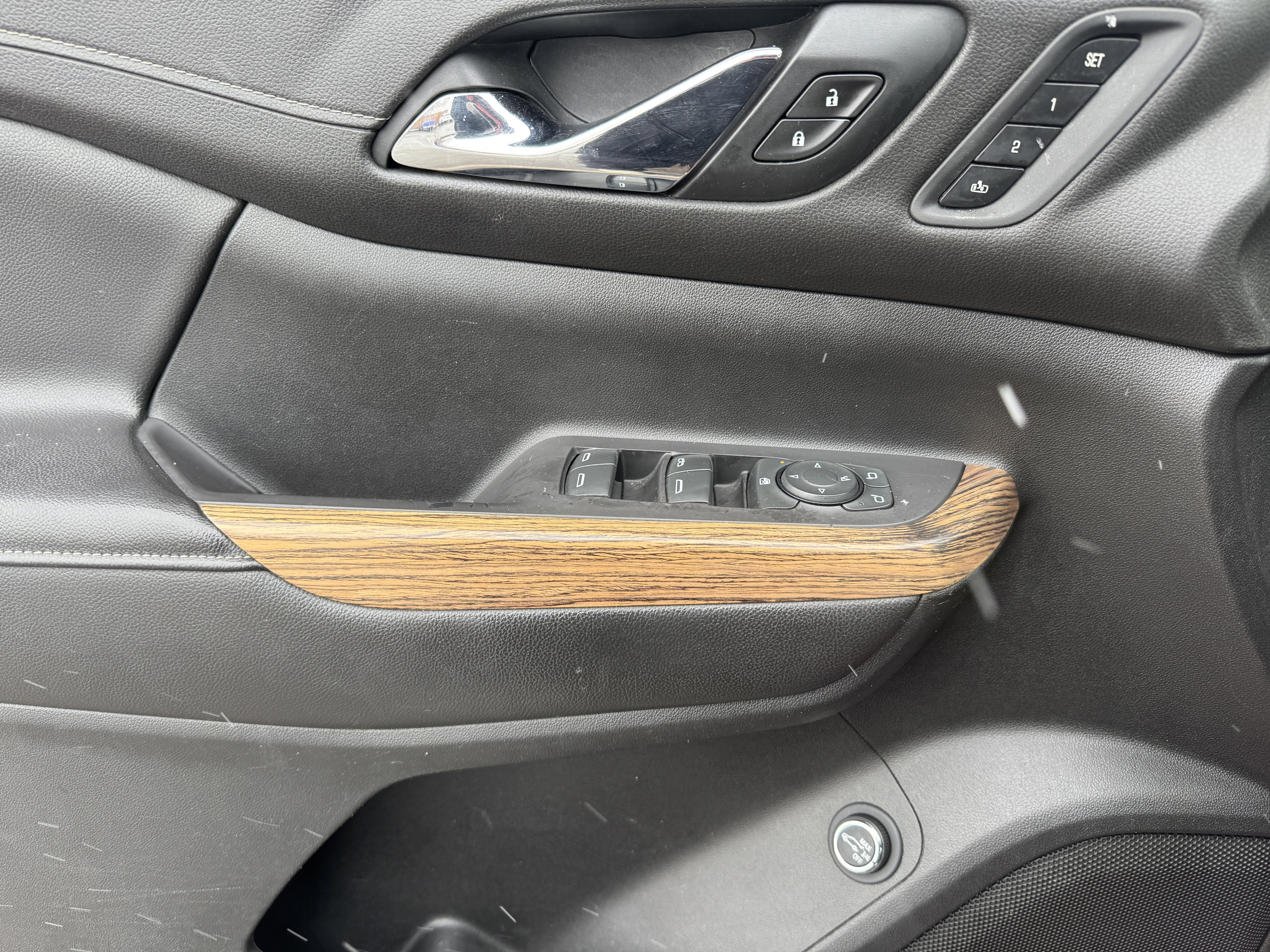 Used 2019 GMC Acadia Denali w/ Technology Package image 9