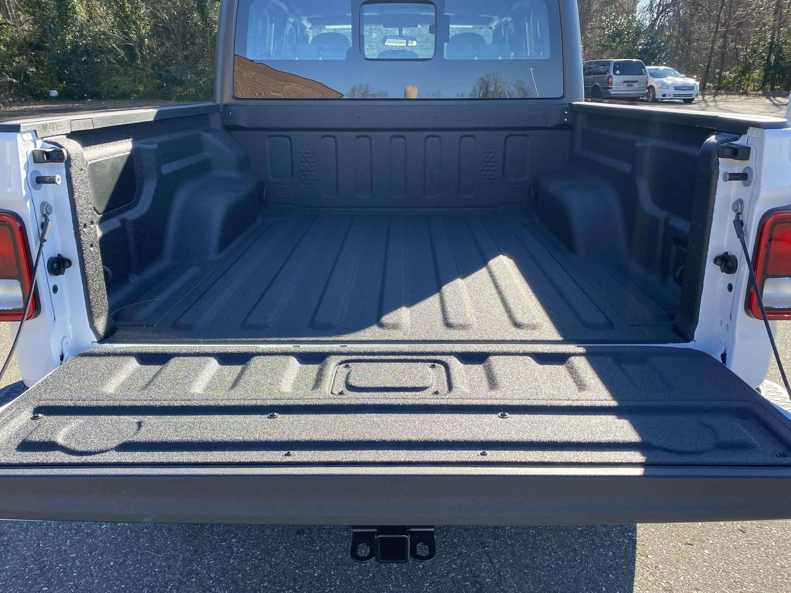 New 2026 Jeep Gladiator Sport AWD/4WD image 9