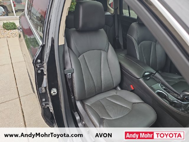Used 2017 Buick Envision Premium w/ Driver Confidence Package AWD/4WD image 38