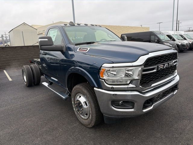 New 2024 RAM 3500 Tradesman image 1