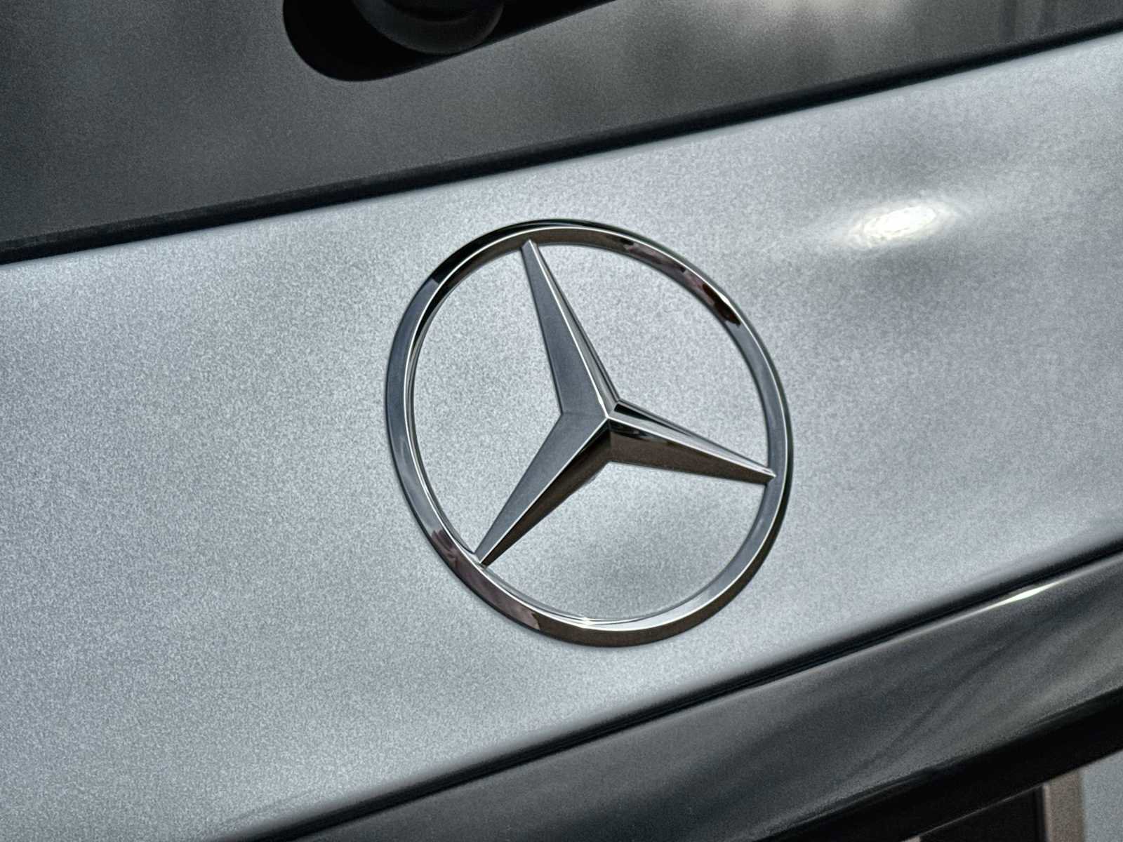 New 2026 Mercedes-Benz GLC 300 image 16
