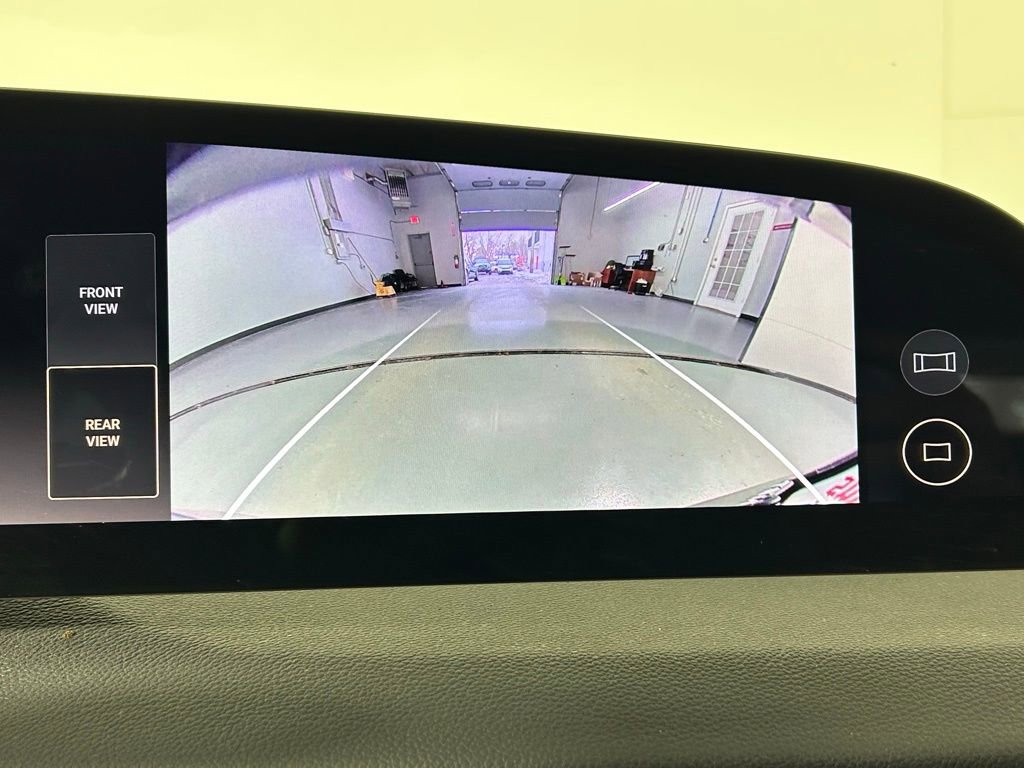 Used 2024 Lucid Air Touring image 19