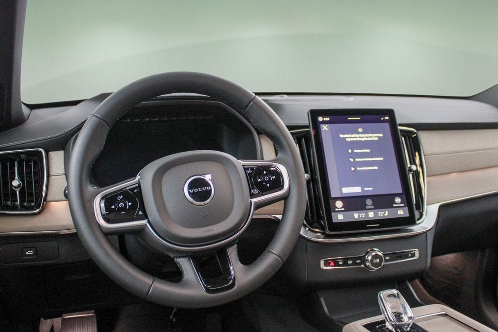 New 2026 Volvo XC90 B6 Plus AWD/4WD image 28