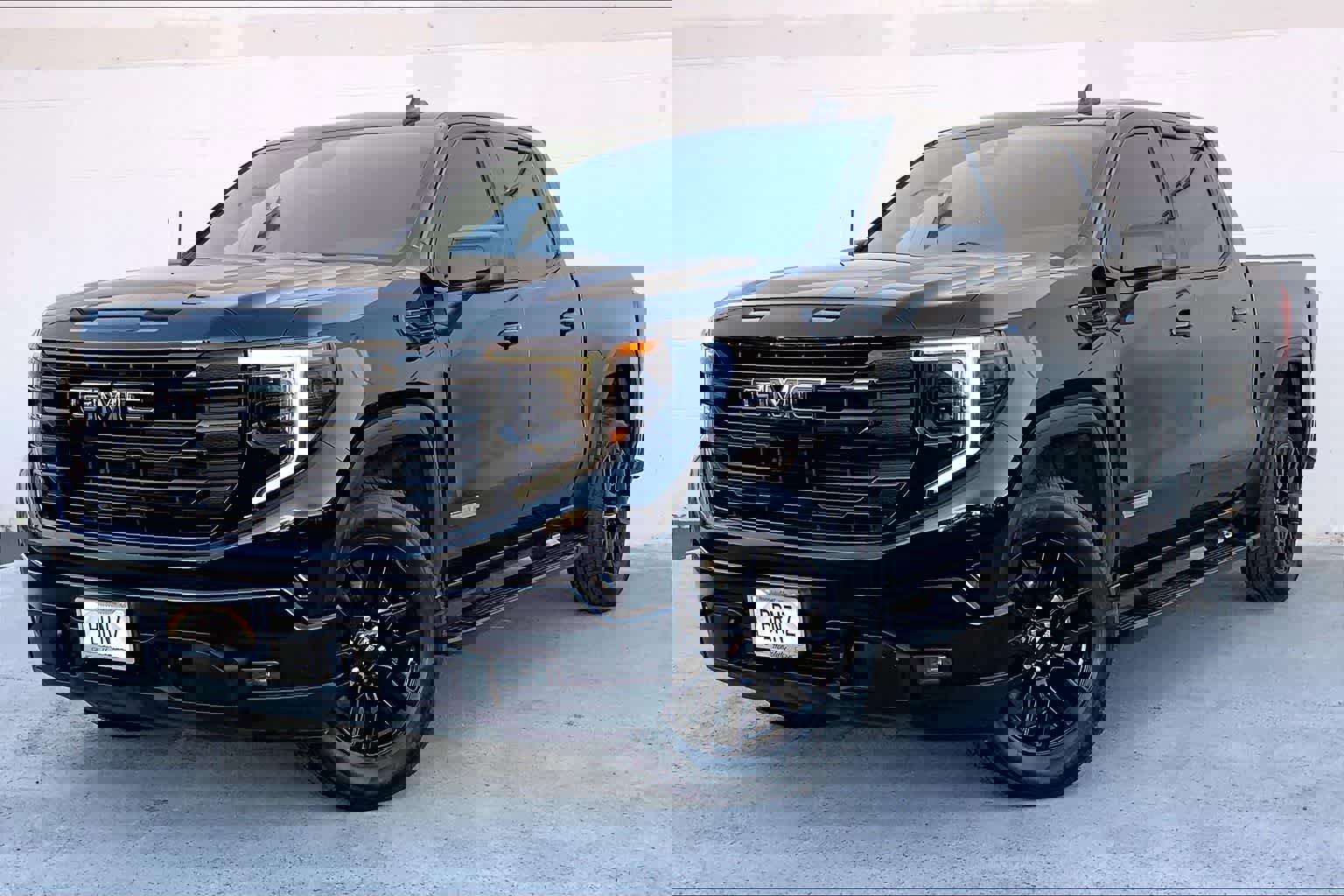 Used 2023 GMC Sierra 1500 Elevation w/ LPO, Elevation Black Package RWD image 1