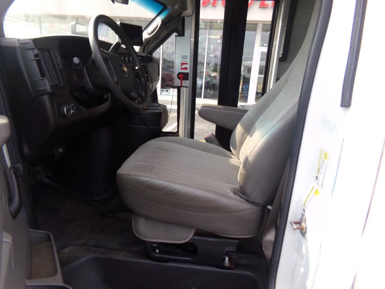 Used 2012 Chevrolet Express 3500 w/ School Bus Package RWD image 15