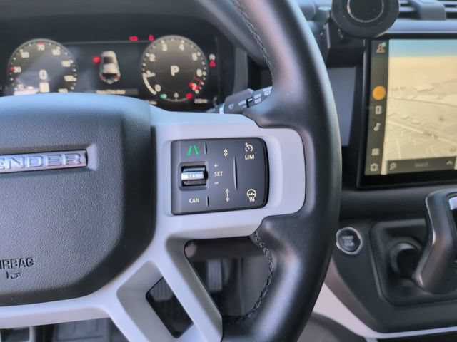 Used 2025 Land Rover Defender 110 X-Dynamic SE AWD/4WD image 21