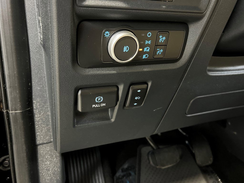 Used 2022 Ford Expedition Max Limited image 34