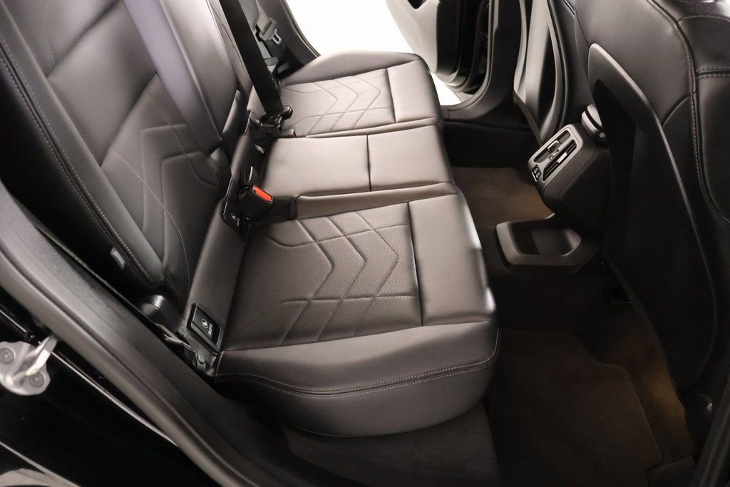 Used 2025 BMW X1 xDrive28i image 14