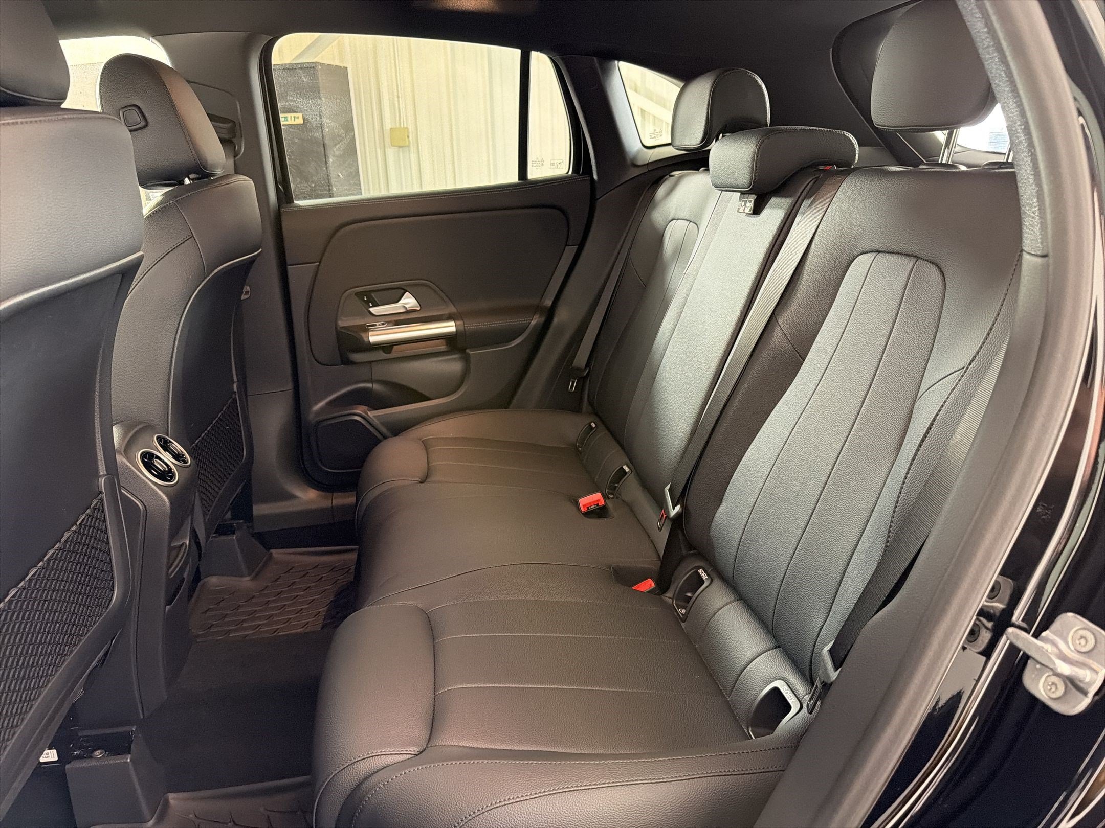 New 2026 Mercedes-Benz GLA 250 4MATIC image 15
