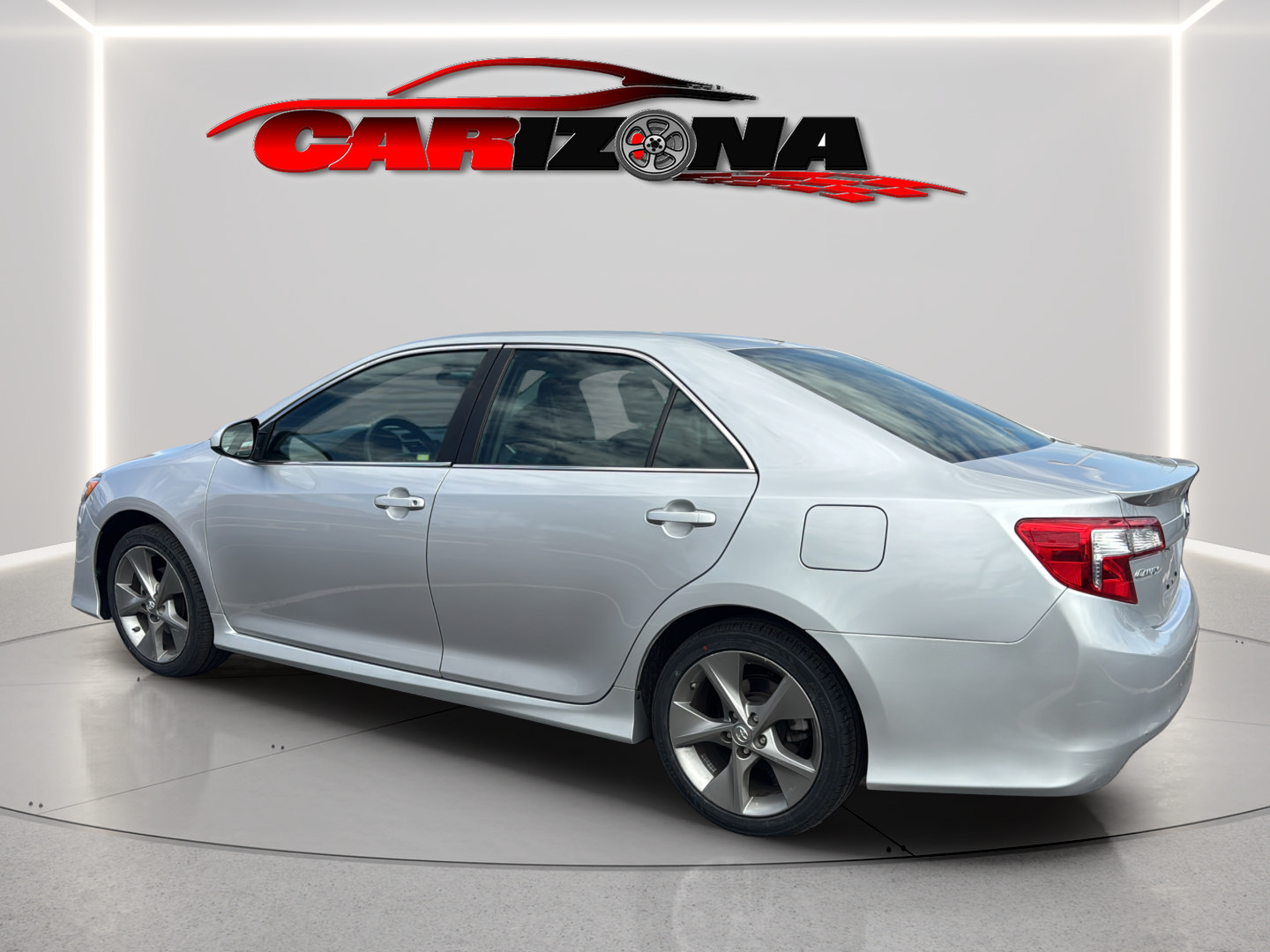Used 2014 Toyota Camry SE FWD image 9