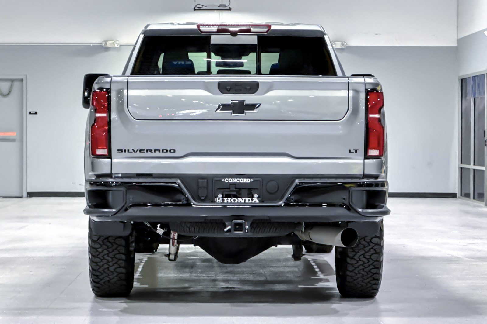 Used 2026 Chevrolet Silverado 2500 LT w/ Trail Boss Package AWD/4WD image 9