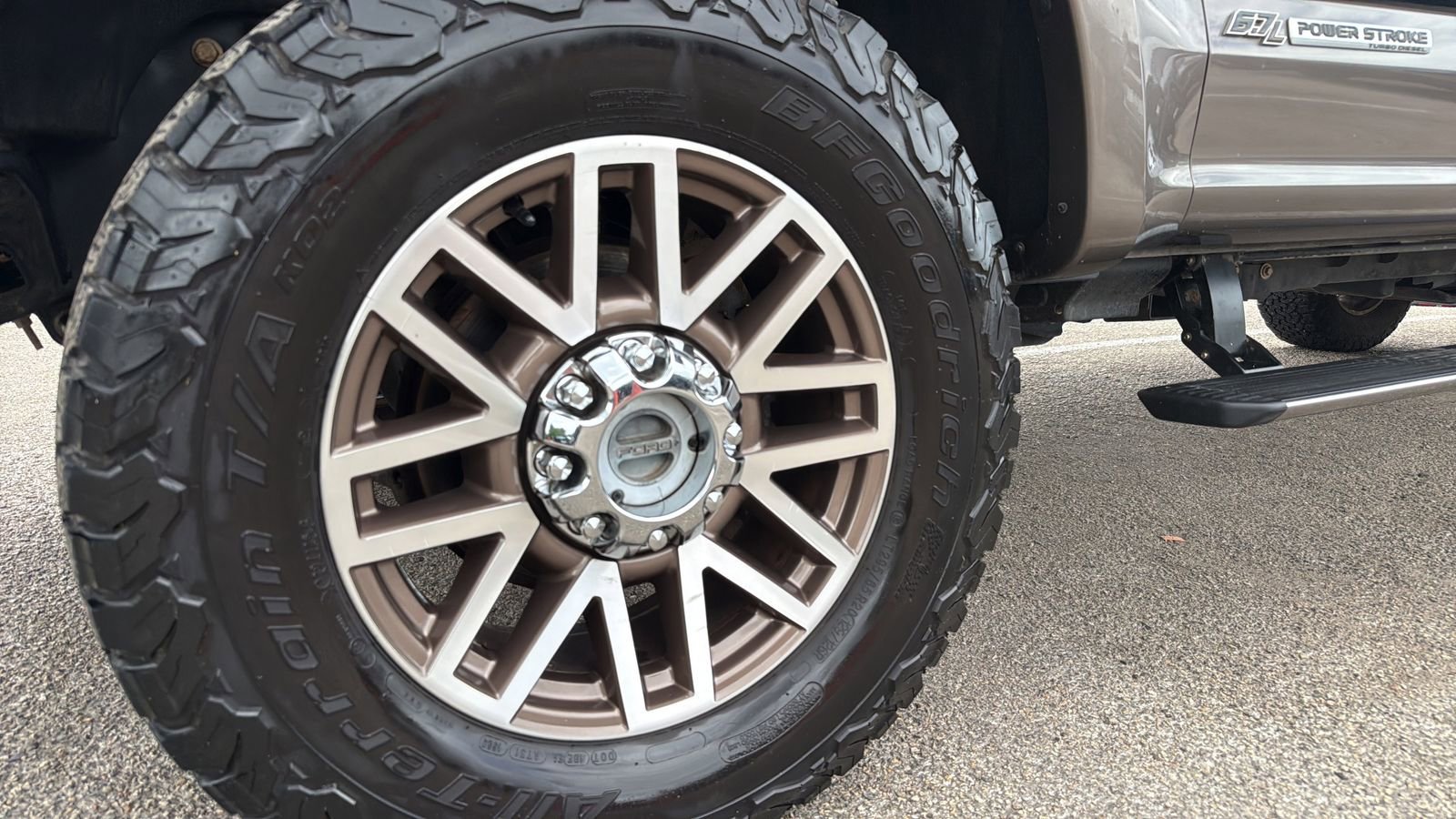 Used 2019 Ford F250 King Ranch w/ King Ranch Ultimate Package image 28