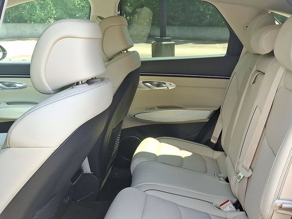 New 2026 Genesis GV70 2.5T Advanced AWD/4WD image 13