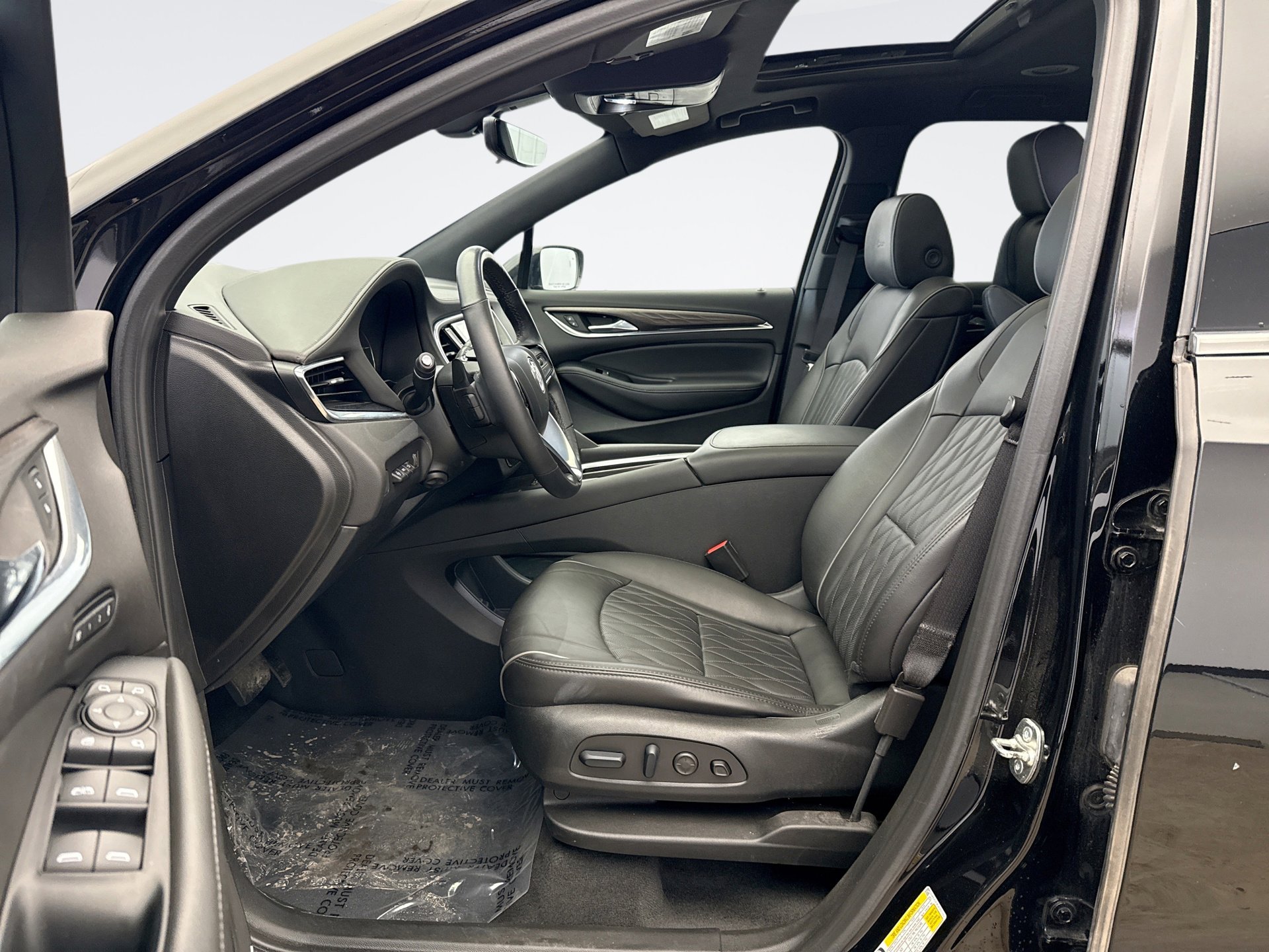 Used 2024 Buick Enclave Avenir w/ Trailering Package, 5000 lbs. image 10