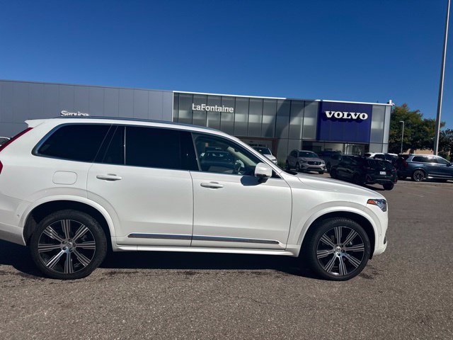 Used 2024 Volvo XC90 T8 Ultimate w/ Lounge Package AWD/4WD image 3