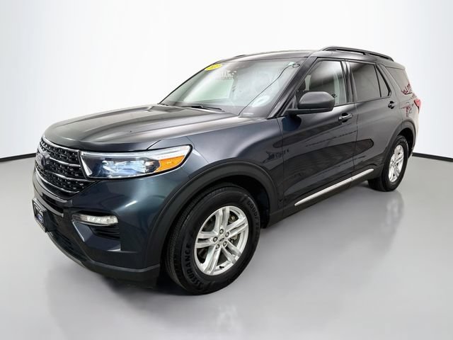Used 2022 Ford Explorer XLT w/ Equipment Group 202A RWD image 3