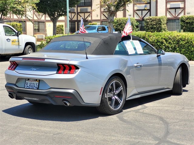 Used 2024 Ford Mustang Premium image 5