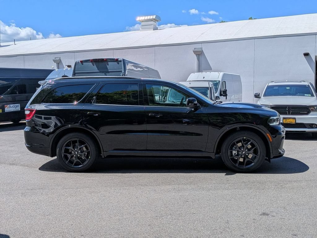 New 2026 Dodge Durango GT w/ Blacktop Package AWD/4WD image 2