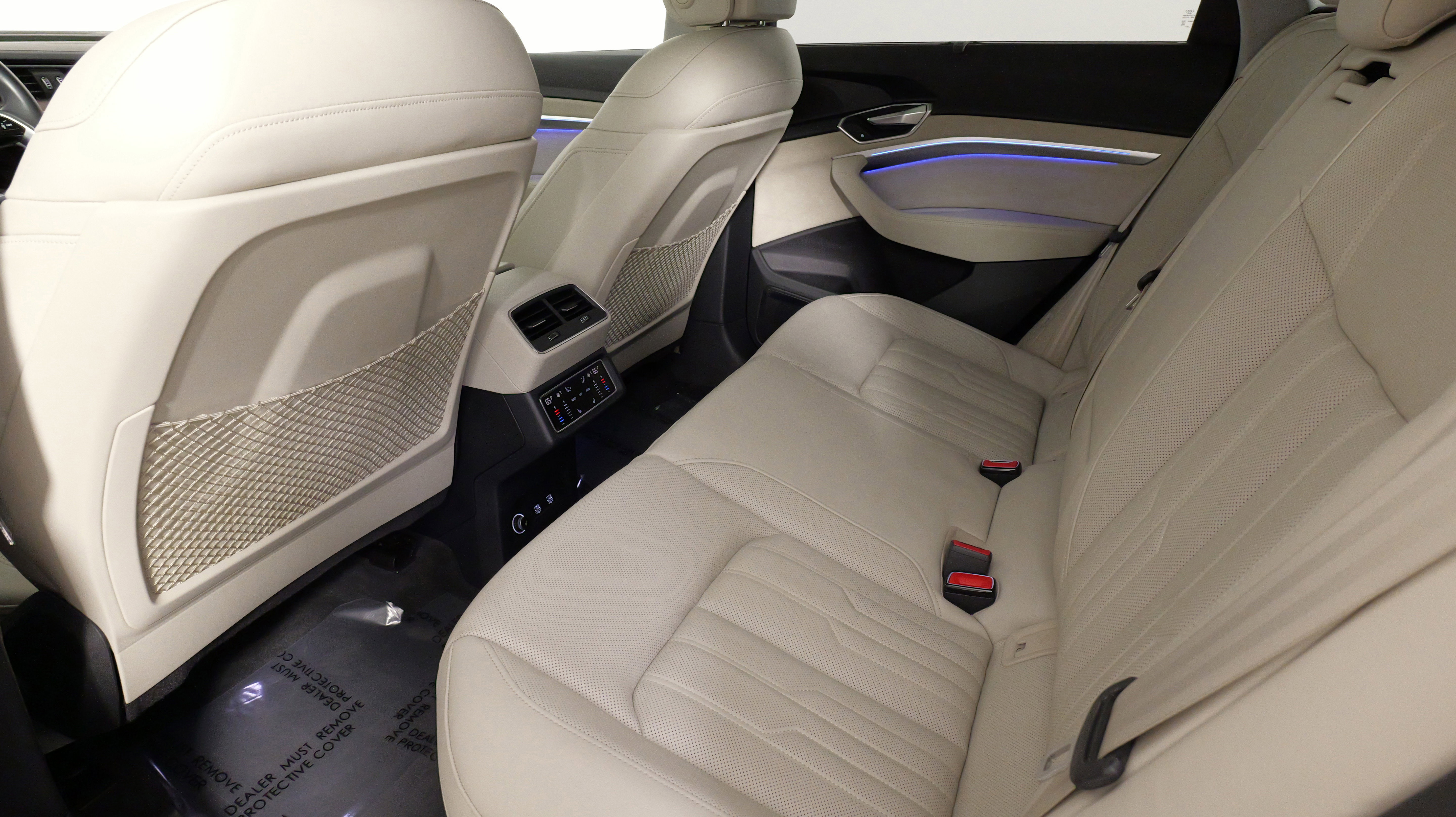 Used 2019 Audi e-tron Prestige w/ Prestige Package image 37