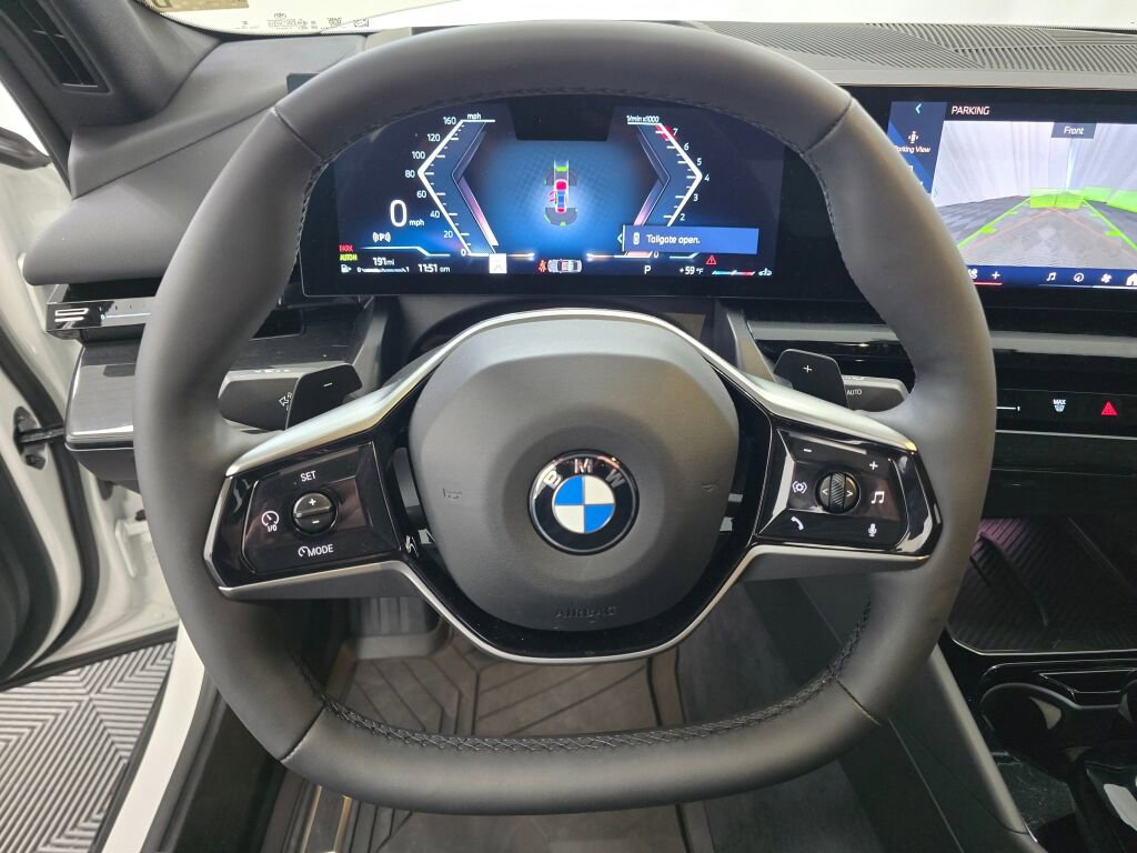 Used 2026 BMW 530i xDrive w/ Premium Package image 15