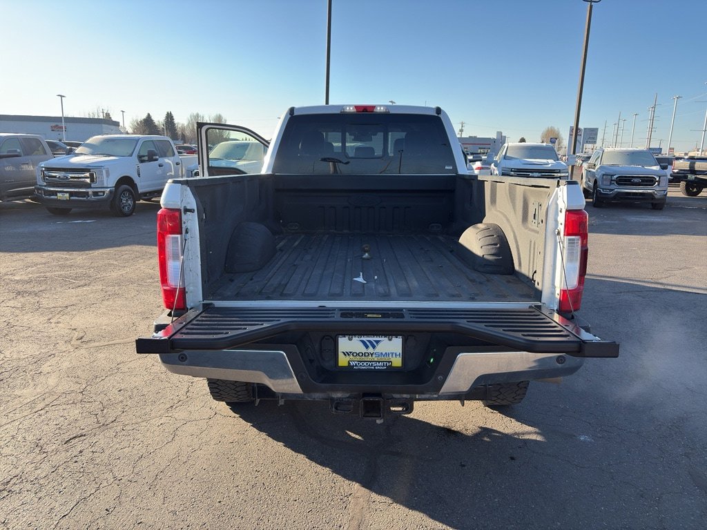 Used 2019 Ford F350 Lariat w/ Lariat Ultimate Package AWD/4WD image 24