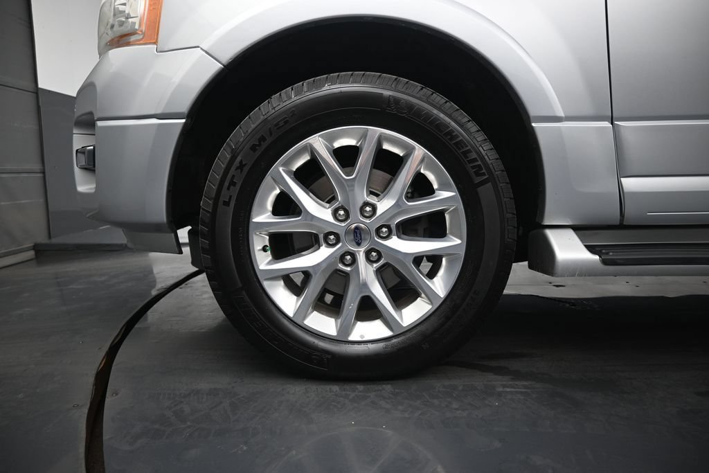 Certified 2017 Ford Expedition Limited AWD/4WD image 28
