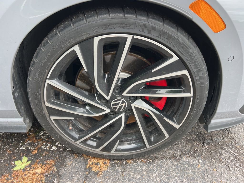 Certified 2023 Volkswagen GTI Autobahn FWD image 5