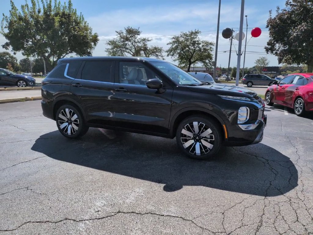 New 2026 Mitsubishi Outlander SE AWD/4WD image 5
