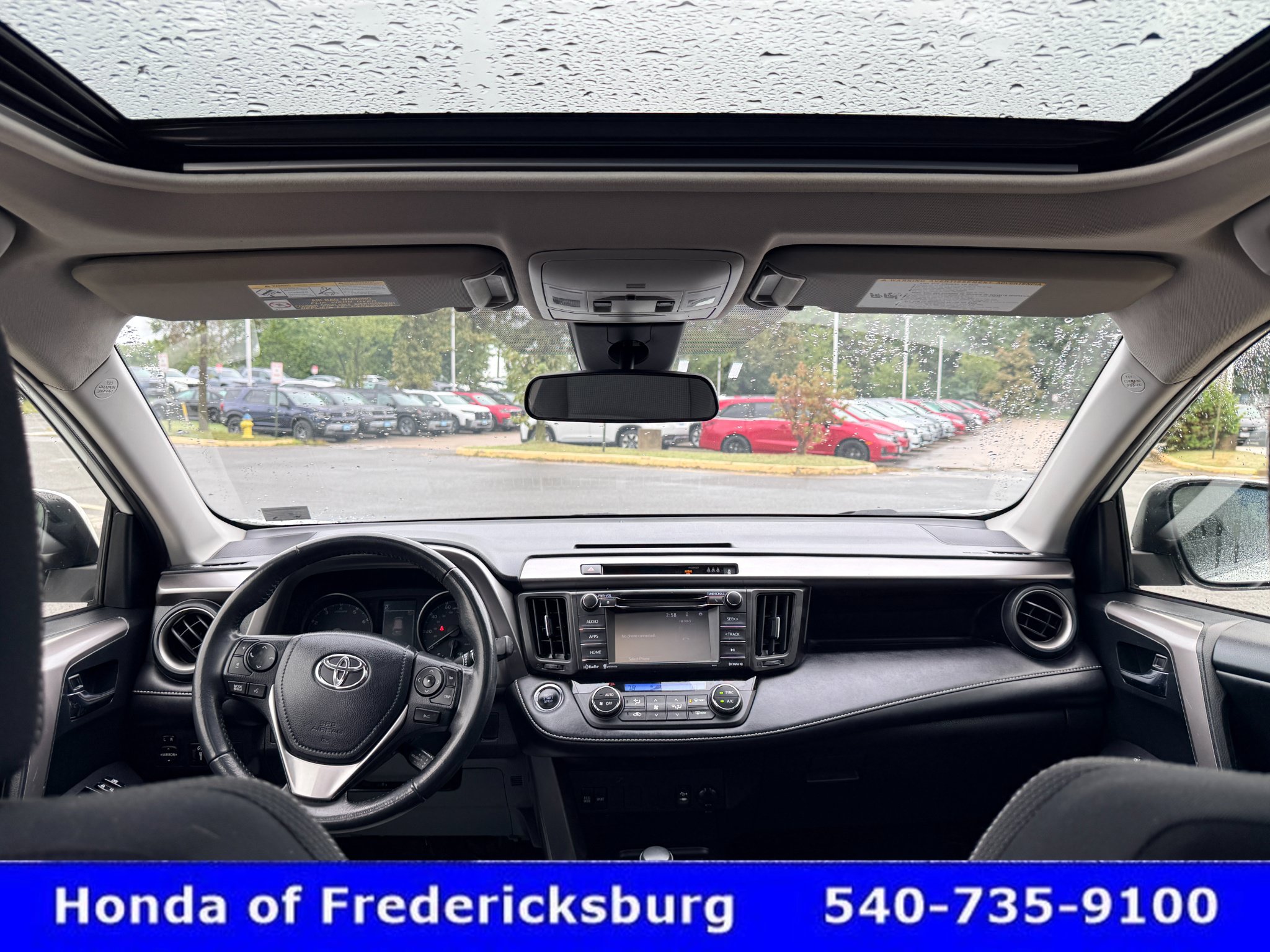 Used 2018 Toyota RAV4 XLE w/ Plus Extra Value Package AWD/4WD image 46