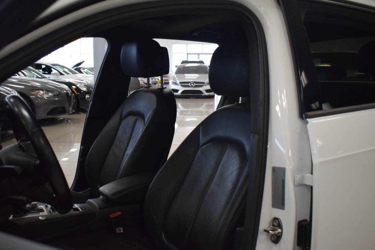 Used 2017 Audi A3 e-tron Premium image 52