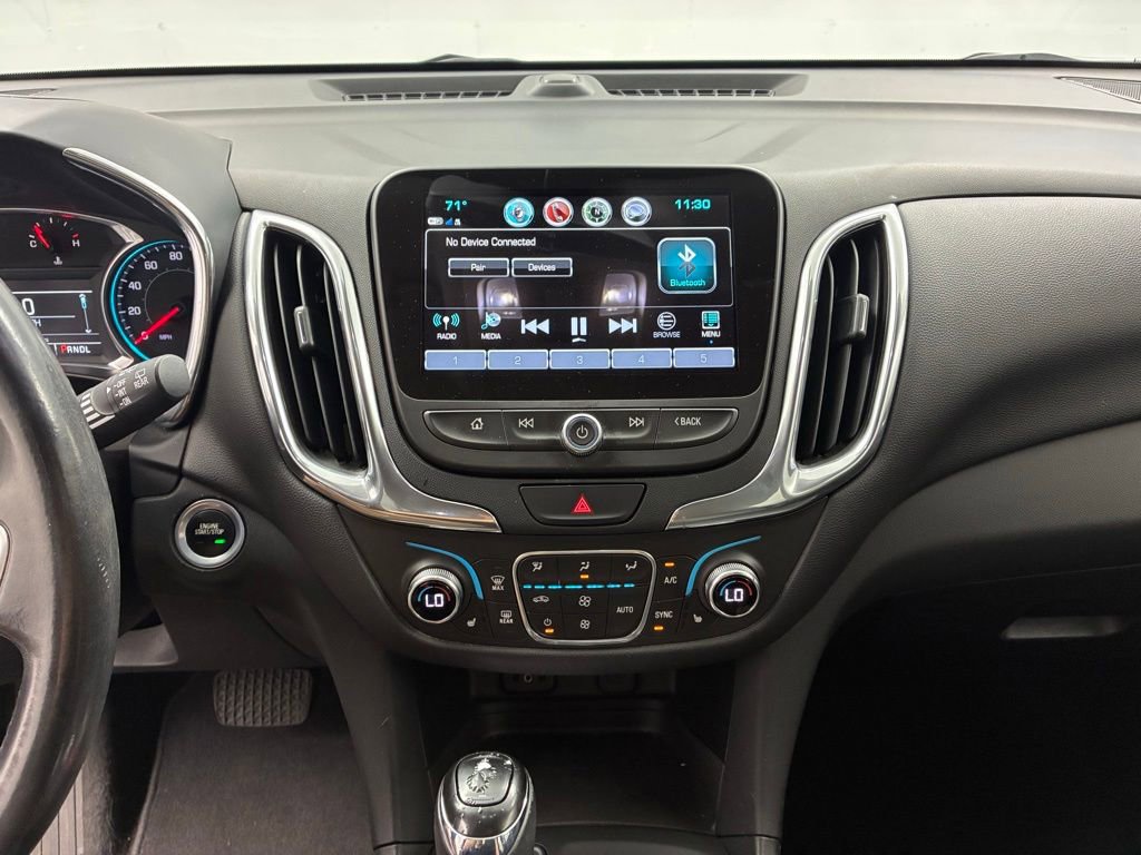 Used 2018 Chevrolet Equinox LT w/ Sun & Infotainment Package FWD image 16