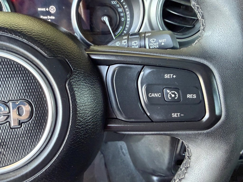 Used 2023 Jeep Wrangler Unlimited AWD/4WD image 10