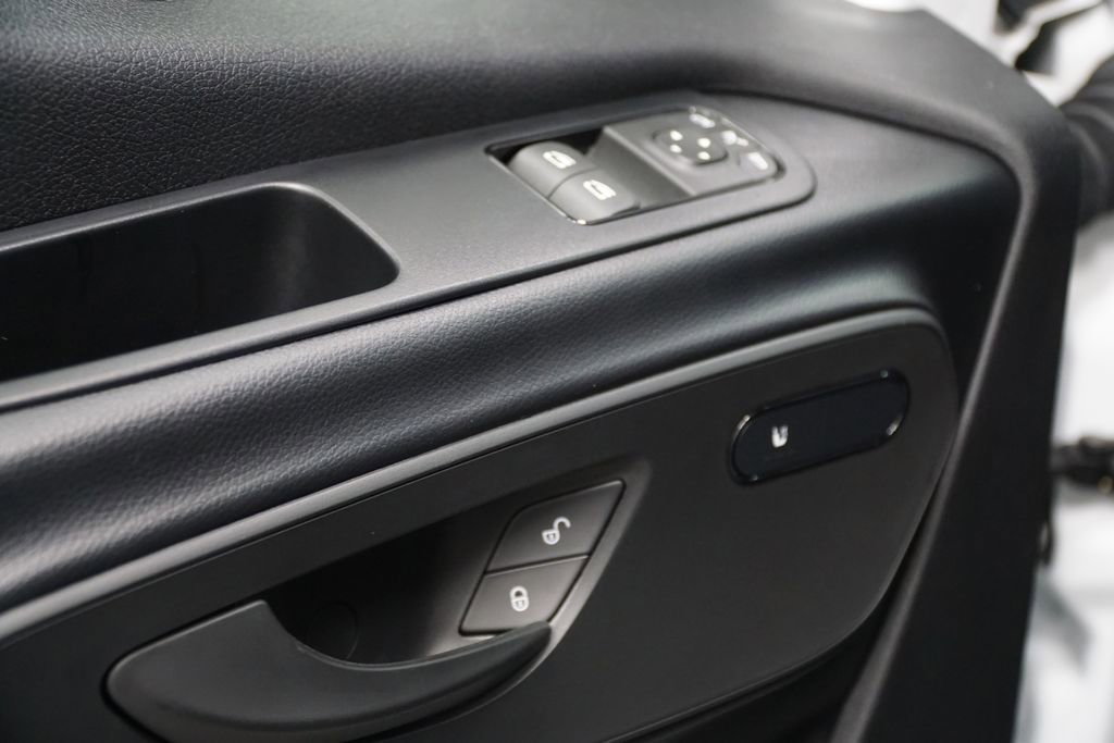 New 2025 Mercedes-Benz Sprinter 2500 image 12