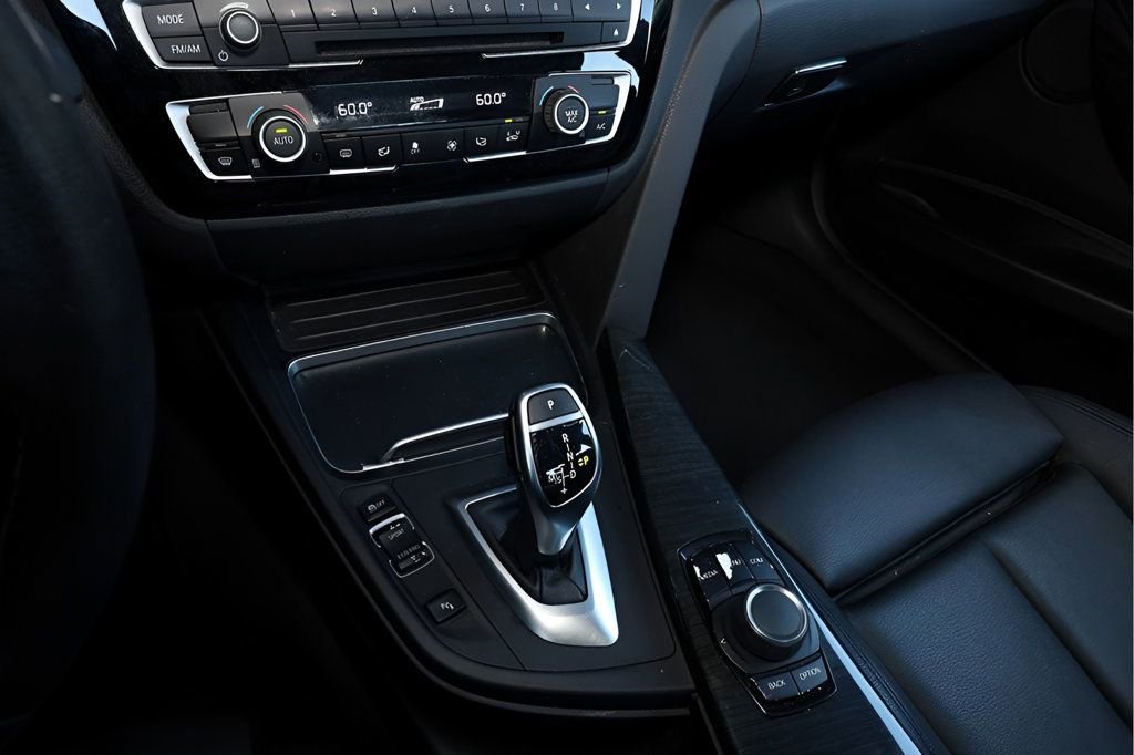 Used 2018 BMW 330i Sedan image 26