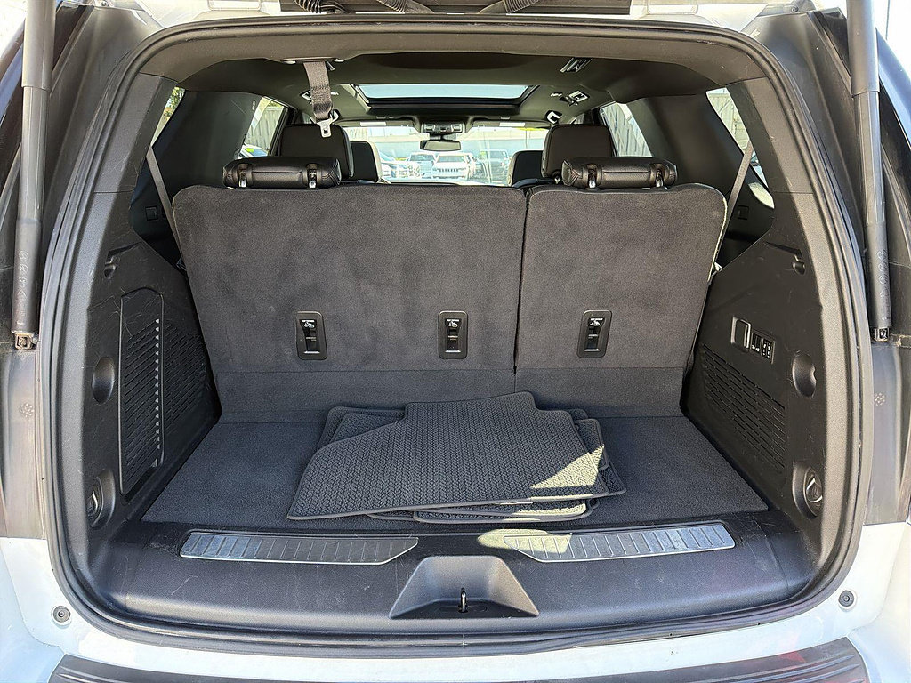 Used 2024 GMC Yukon Denali RWD image 26