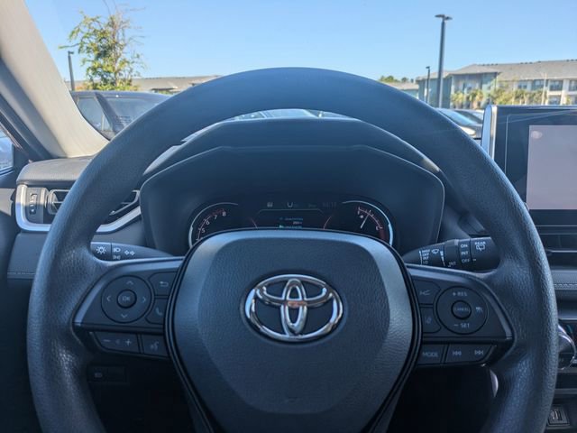 Used 2023 Toyota RAV4 XLE FWD image 28