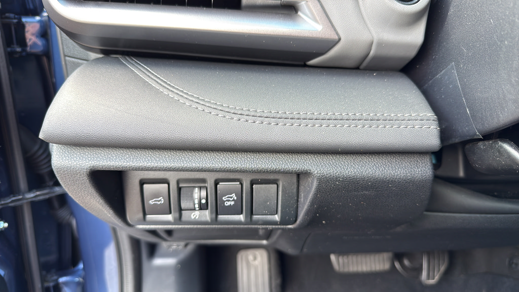 Used 2022 Subaru Outback Limited AWD/4WD image 19