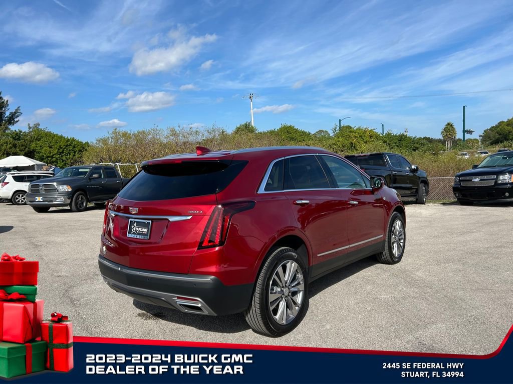 Used 2025 Cadillac XT5 Premium Luxury image 7