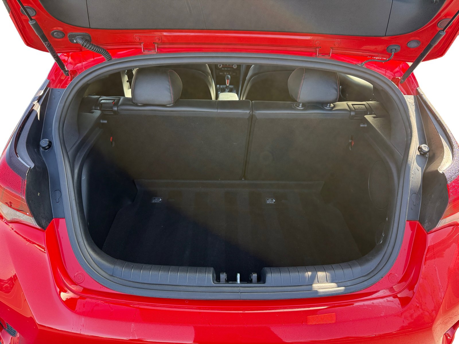 Used 2019 Hyundai Veloster 2.0 Premium image 17