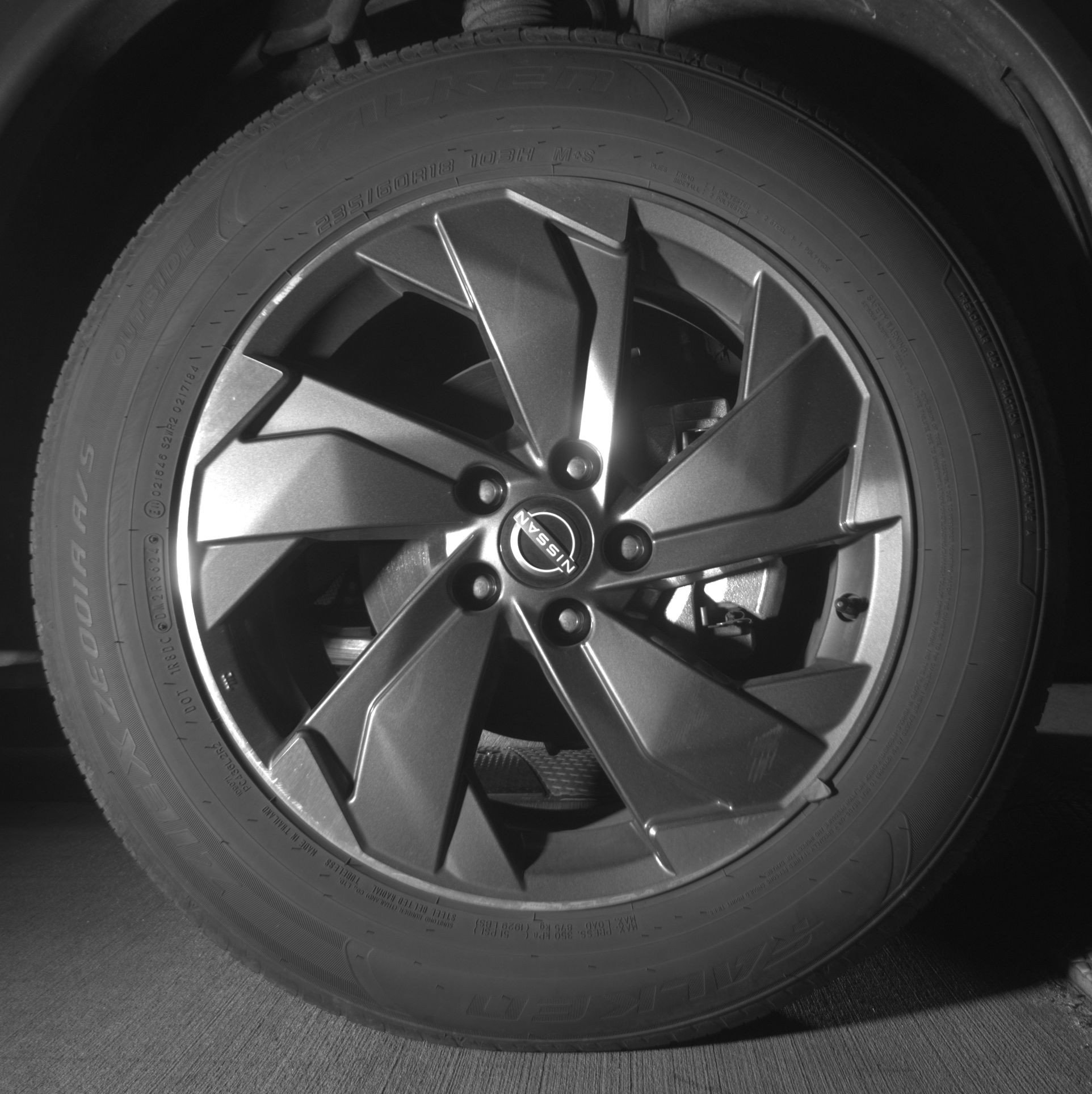 Used 2025 Nissan Rogue SV FWD image 13