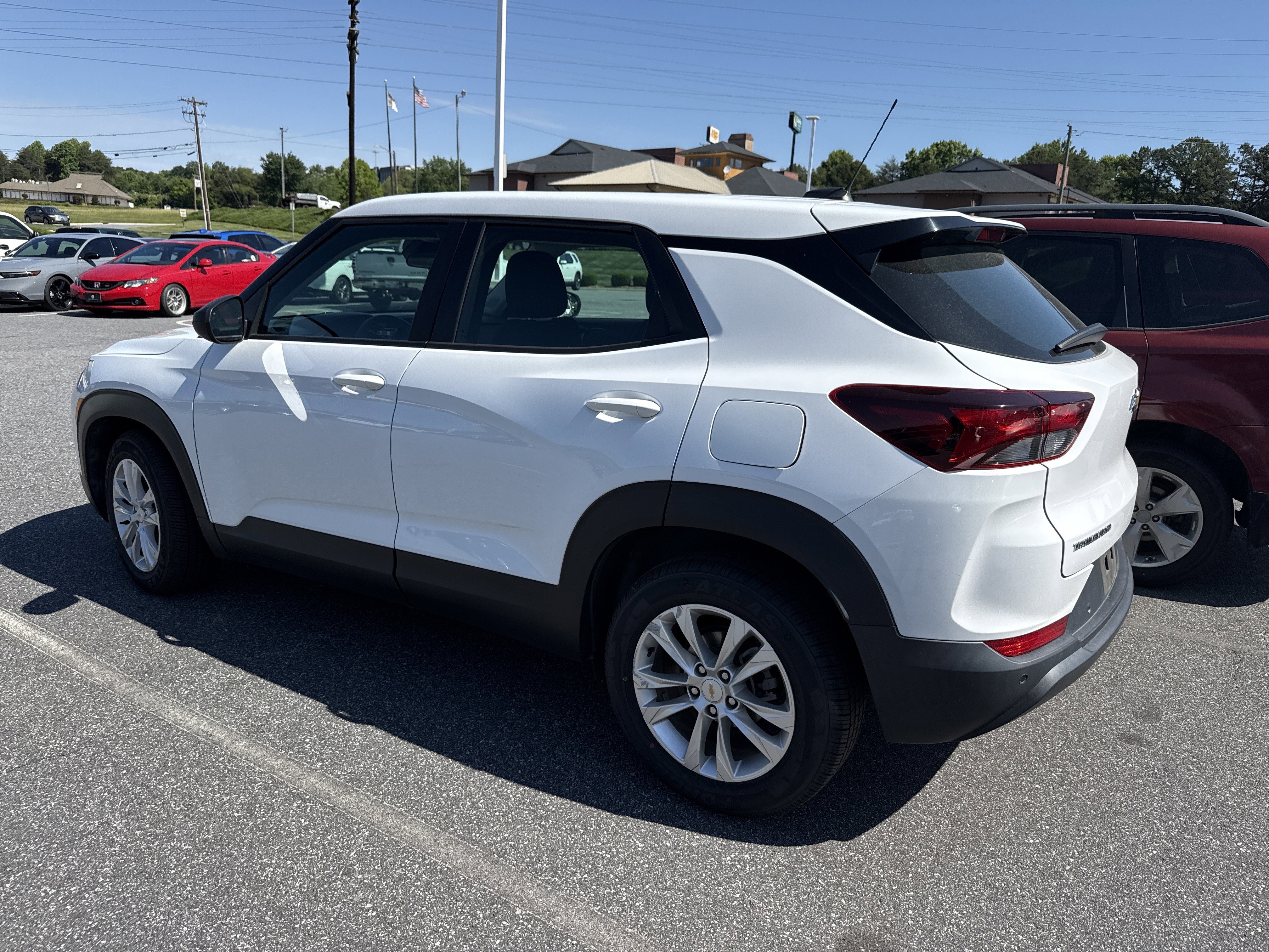 Used 2021 Chevrolet TrailBlazer LS FWD image 8