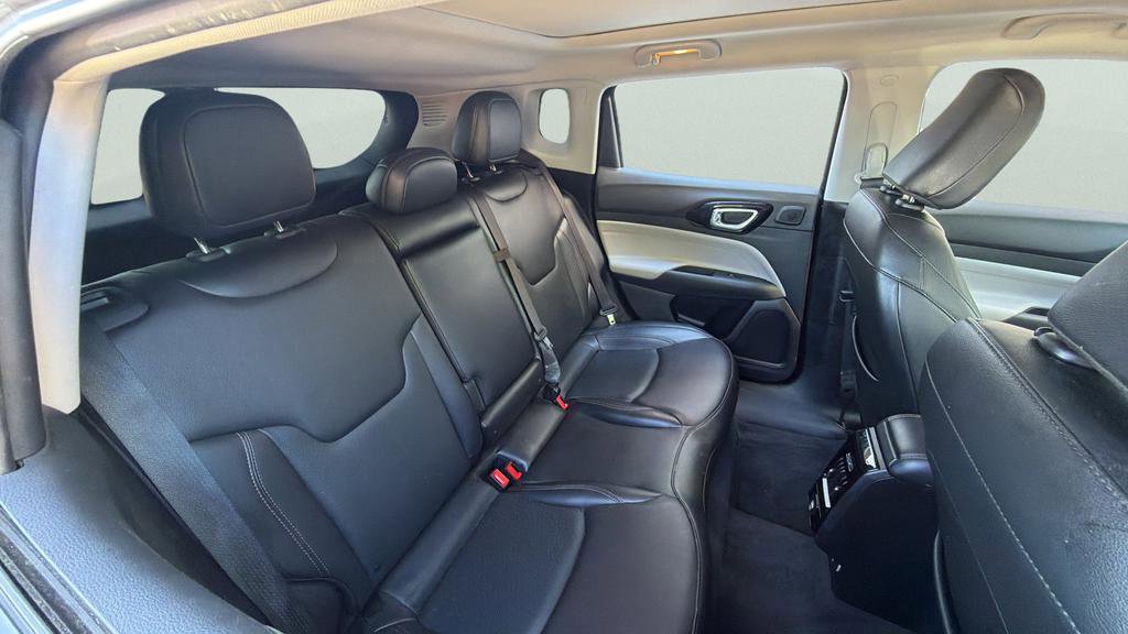 Used 2022 Jeep Compass Limited w/ Sun and Sound Group image 25