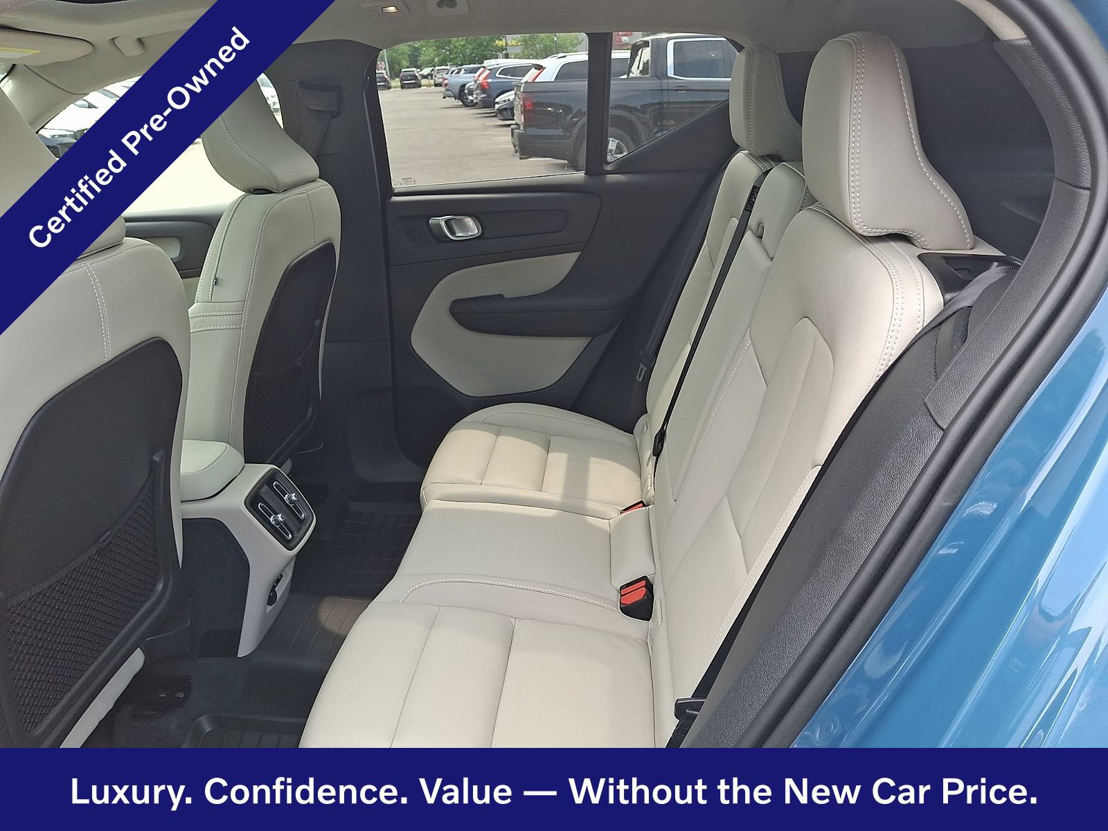 Certified 2023 Volvo XC40 B5 Ultimate w/ Protection Package Premier AWD/4WD image 10