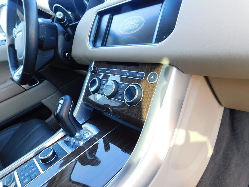 Used 2016 Land Rover Range Rover Sport HSE AWD/4WD image 21